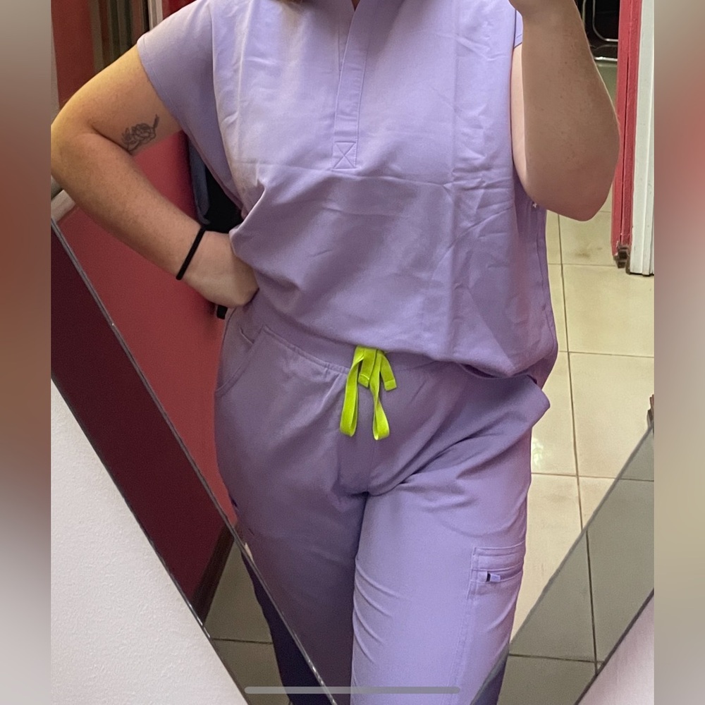 SET : Lavender and green figs scrub set